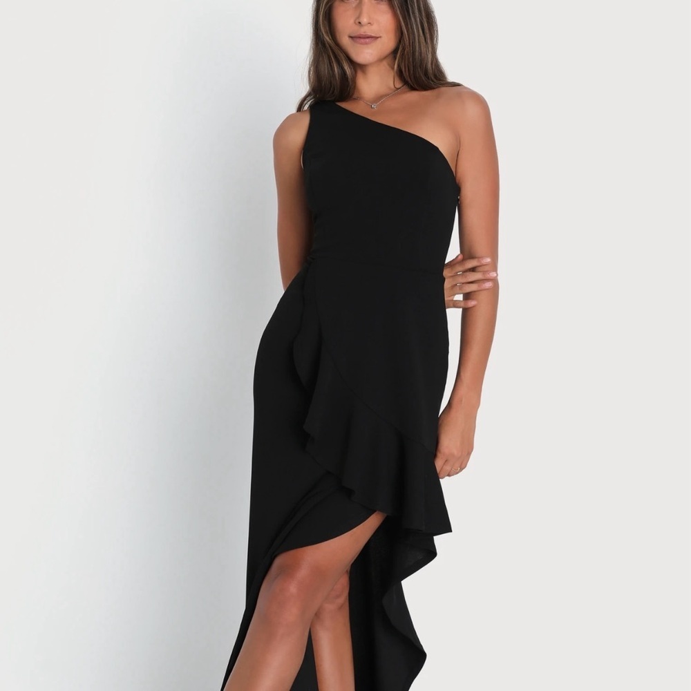 Lulus Dramatic Persona Black One-Shoulder Ruffled Max Dress